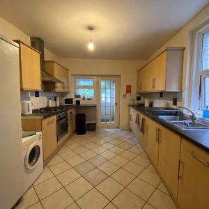 Tennyson Road Room 2 - Photo 2