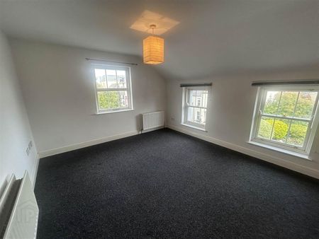 Apt 2, 18 Shore Road - Photo 2