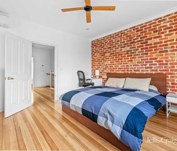 Three Bedroom Family Townhouse - Photo 4