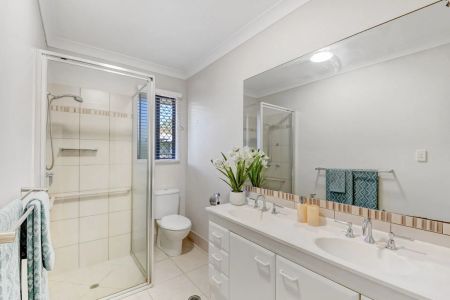 Coastal Living with Solar ! - Photo 3