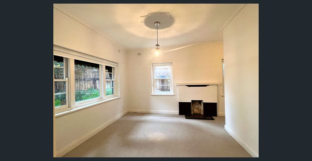 LEASE A LIFESTYLE IN THIS SPECTACULAR LOCATION! - Photo 1