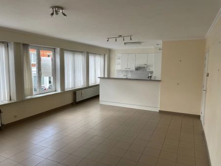 Ruim appartement in kleinschalige residentie - Photo 2