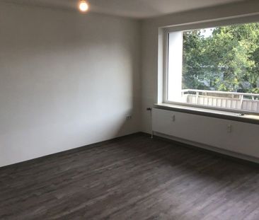 Renovierte 3-Zimmer-Wohnung mit Balkon und Fahrstuhl - Photo 6