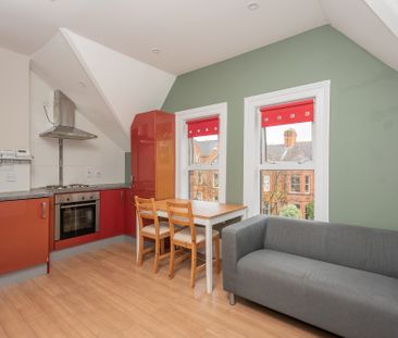 Apt 8, 85 Eglantine Avenue, Belfast, BT9 6EW - Photo 6