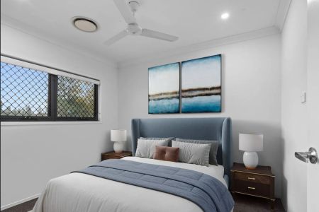 Stylish, Low-Maintenance Townhouse - Photo 5