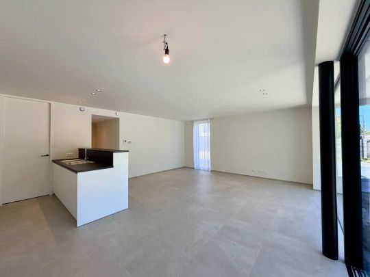 Gelijkvloers nieuwbouwappartement met uitzonderlijk E-peil te centrum Tielt! - Foto 1