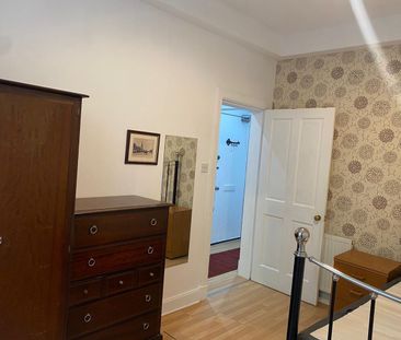 2 Bed Flat, Upper Grove Place, EH3 - Photo 5