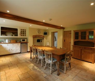 4 bedroom semi-detached house to rent - Photo 5