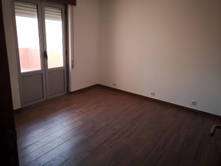 Apartamento T2 para arrendar na Parede, Cascais - Photo 2
