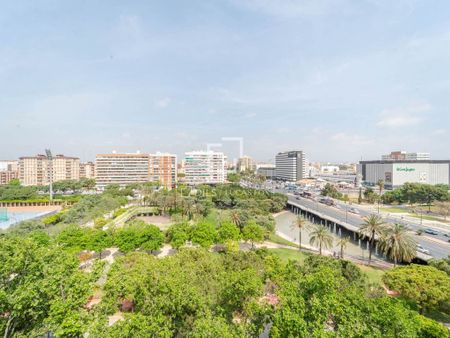 6 bedroom luxury Apartment for rent in Valencia, Spain - Photo 3
