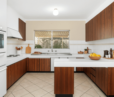 109 Currie Street, Warnbro, WA 6169 - Photo 6