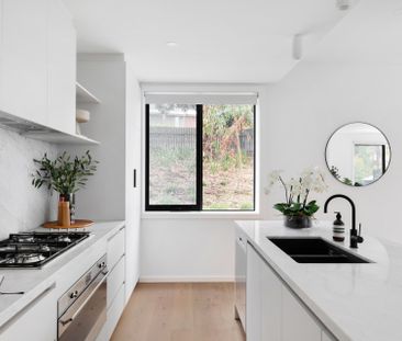 1/88 Karingal Drive, Eltham North - Photo 1