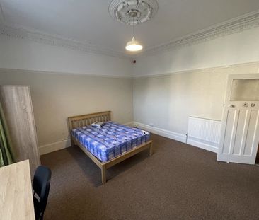 1 Bed Flat, Victoria Walk, BS6 - Photo 2