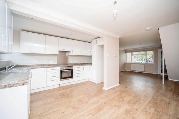 3 bedroom house to rent Morgans Close, Wilstead, Bedford, Bedfordshire, MK45 - Photo 1