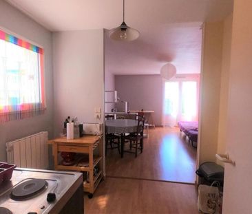 Location Appartement 2 pièces 51m² POITIERS 86000 - Photo 1