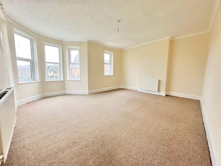 3 bedroom maisonette to rent - Photo 3