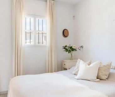 Semi-Detached House in Estepona - Photo 3