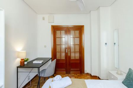 Calle de Fernández de la Hoz, Madrid, Community of Madrid 28010 - Photo 5