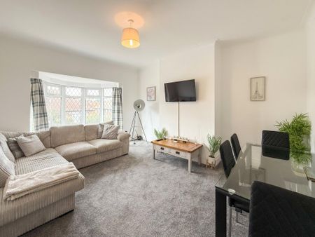 Brentwood Gardens, Tunstall, Sunderland, SR3 - Photo 2