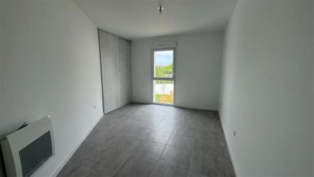 Location appartement 4 pièces - 98.59m² à La rochelle (17000) - Photo 2