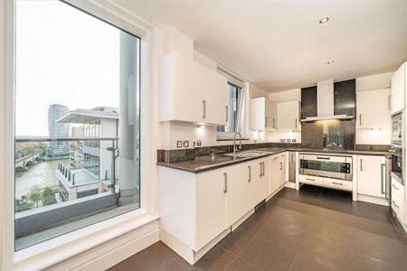 3 bedroom flat to rent - Photo 5