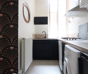 Location Appartement 3 pièces 71m² ST ETIENNE 42000 - Photo 5