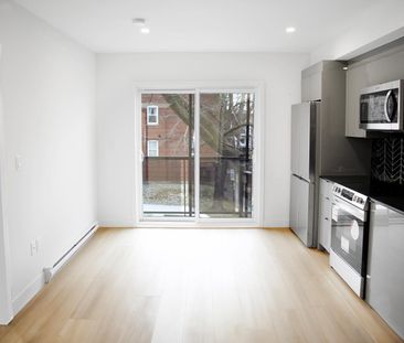 5350 Av. Victoria, apt. 204 - Photo 2