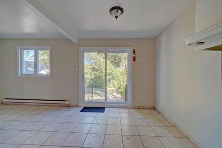 Maison à étages à louer - Montréal (Rivière-des-Prairies/Pointe-aux-Trembles) (Pointe-aux-Trembles) Maison à étages à louer - Montréal (Rivière-des-Prairies/Pointe-aux-Trembles) (Pointe-aux-Trembles) - Photo 2