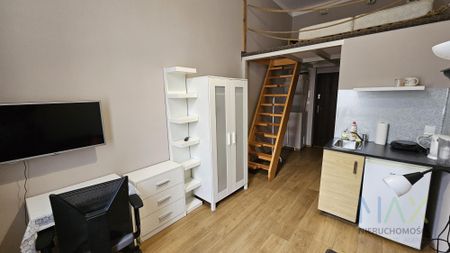 mała kawalerka w świetnej lokalizacji. - Photo 2