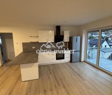 Erstbezug: 3-Zimmer Dachgeschoss Wohnung in energieeffizientem KFW5... - Photo 2