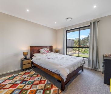 CHARMING 4 BEDROOM HOME - Photo 3