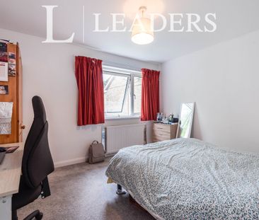 2 bedroom house to rent Keats Way, Hitchin, SG4 - Photo 3