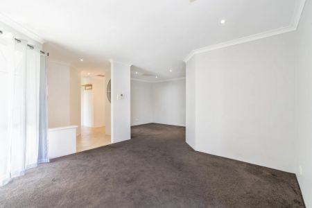 6 Jurien Close, - Photo 2