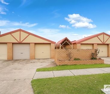 Convenient & Comfortable 2-Bedroom Home in Prime Location - Photo 2