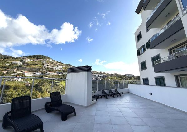 APARTAMENTO | 2 QUARTOS | CANIÇO