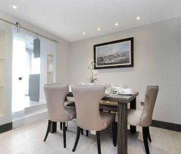 3 bedroom flat to rent - Photo 1