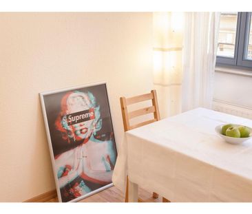 TOPLAGE NEUSTADT : Exklusive 3-Zimmer-Wohnung mit 2 Balkonen - Photo 6