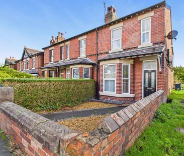 4 bedroom end of terrace house to rent - Photo 2