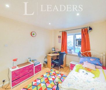 3 bedroom maisonette to rent The Ridgeway, St. Albans, AL4 - Photo 4