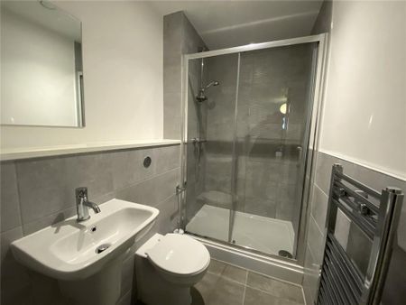 2 bedroom apartment to rent - Photo 4