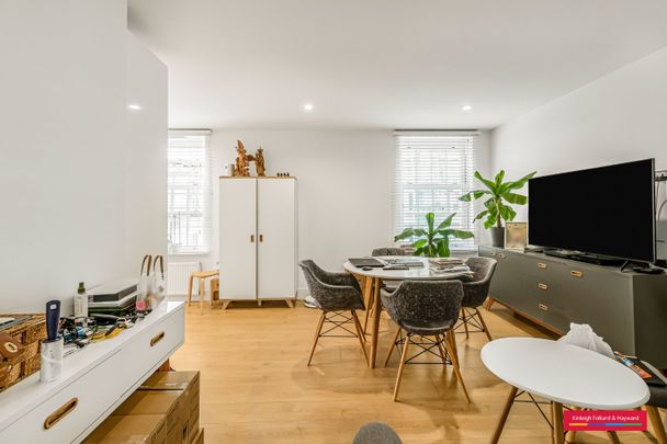 London Road, Enfield, EN2 - Photo 1