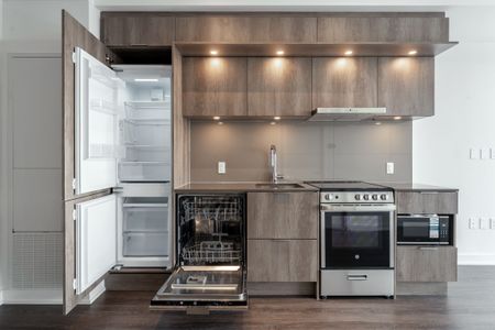 For Lease - 448 Burnhamthorpe Road Unit# 3401, Mississauga, Ontario - Photo 2