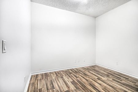 For Lease - 1 Maison Parc Court Unit# 206, Vaughan, Ontario - Photo 2