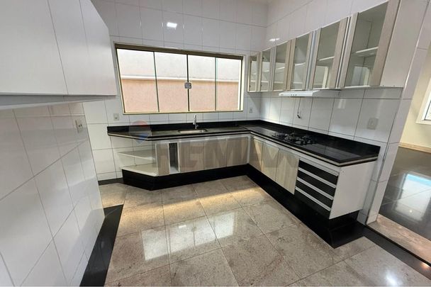 Locação Casa em Condomínio 03 Quartos 203mts - Nova Aliança - Ribeirão Preto/SP - Foto 1