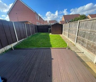 2 bedroom semi-detached house to rent - Photo 6
