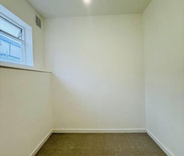 1 bedroom ground floor flat to rent - Photo 1