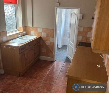 3 bedroom terraced house to rent - Photo 3