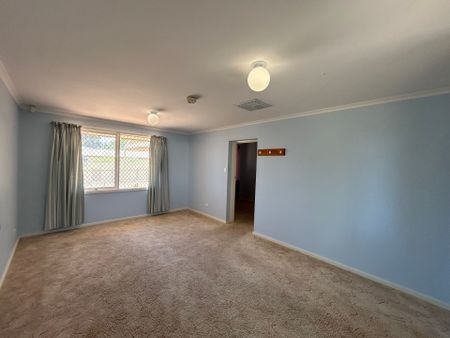 5 McAuley Street, PORT AUGUSTA - Photo 2