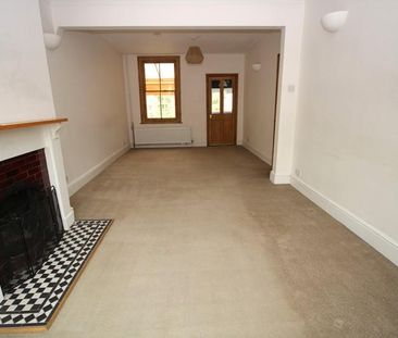 2 bedroom property to rent - Photo 2