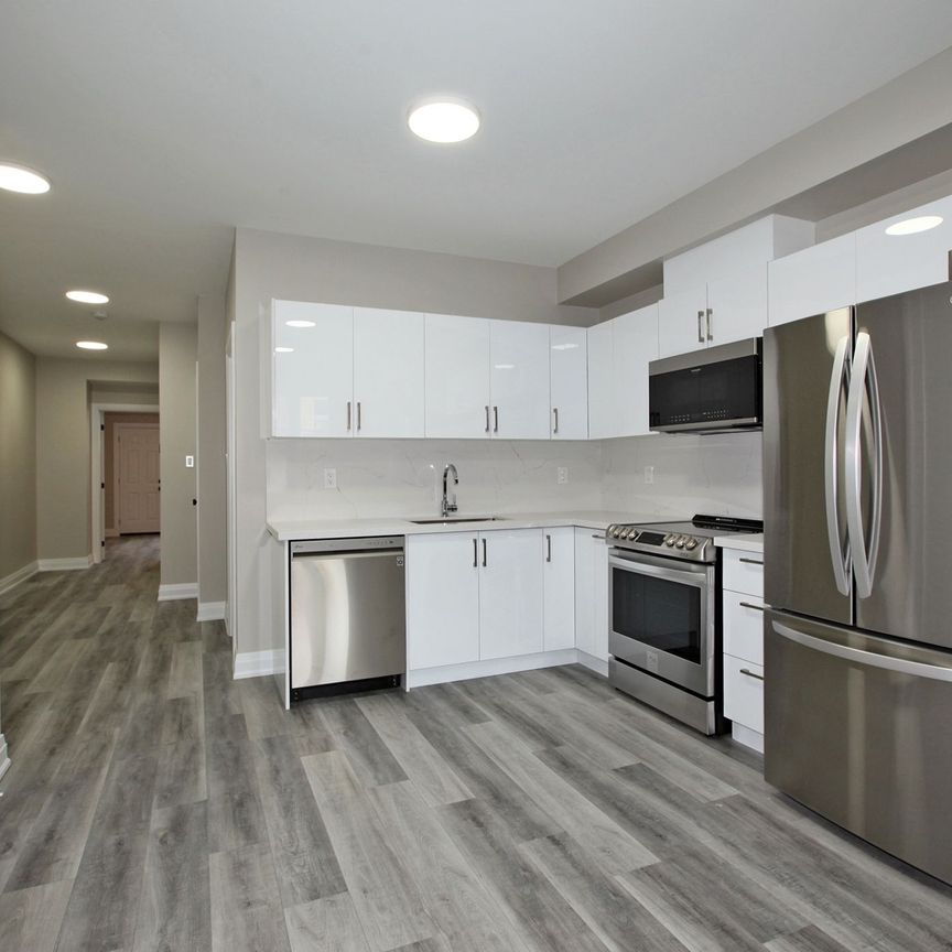 For Lease - 756 Gerrard Street Unit# 1, Toronto, Ontario - Photo 1